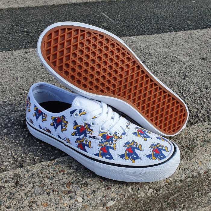 authentic pro shoes