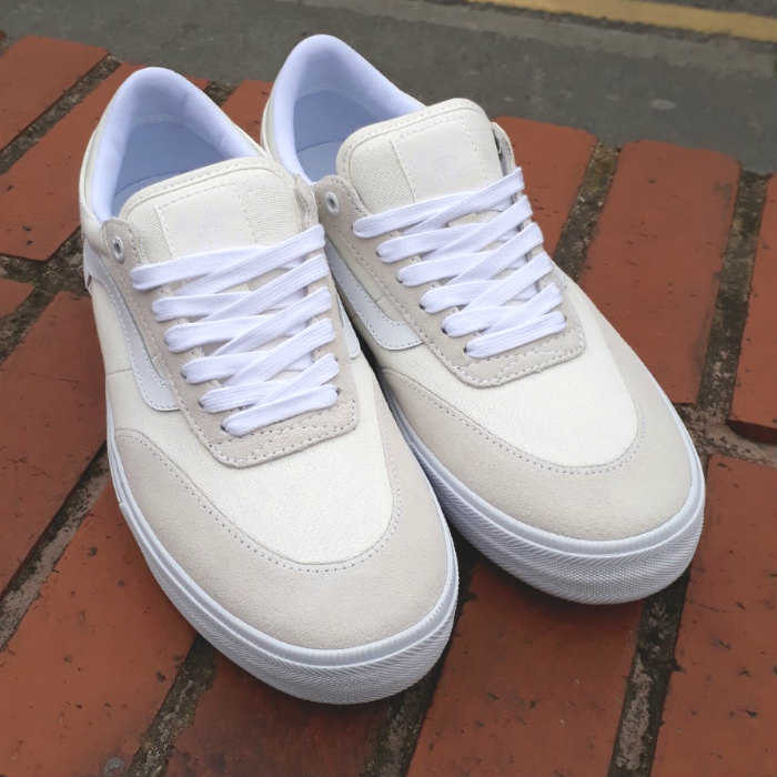 vans gilbert crockett pro 2 on feet