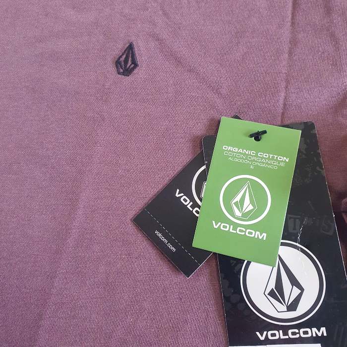 Volcom-Stone-Blanks-Basic-T-Shirt-Pistol-Punch-A.jpg